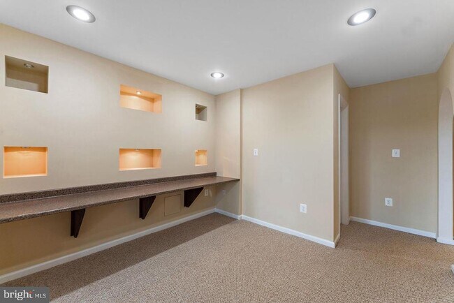 Building Photo - 2798 Burrough Hill Ln
