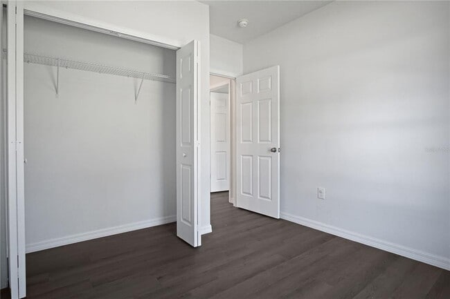 Building Photo - 1311 Hillsborough Ln