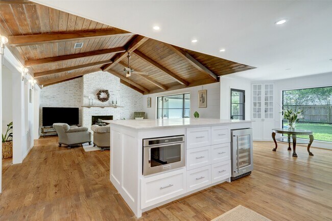 Building Photo - 12419 Mossycup Dr