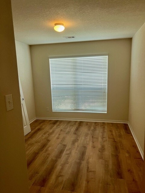 Building Photo - 1323 Kaliste Meadow Dr