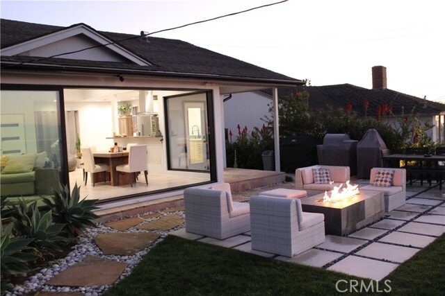 Building Photo - 161 Via Pasqual