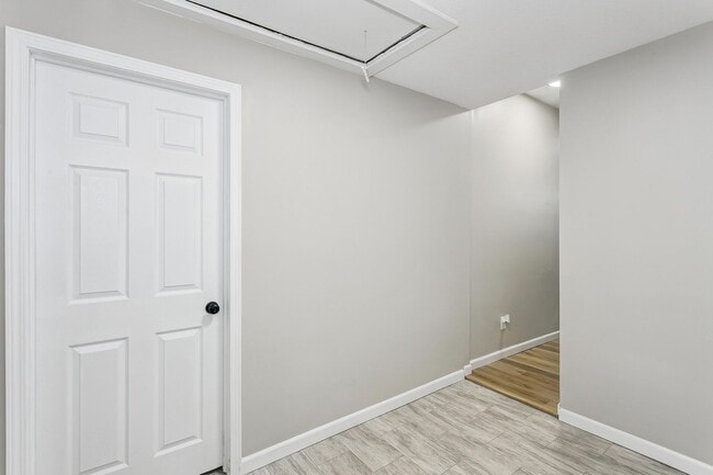 Building Photo - Beautifully Renovated 3 Bedroom, 2 Bath Home