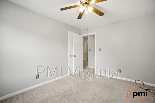 Building Photo - 235 Abingdon Cir