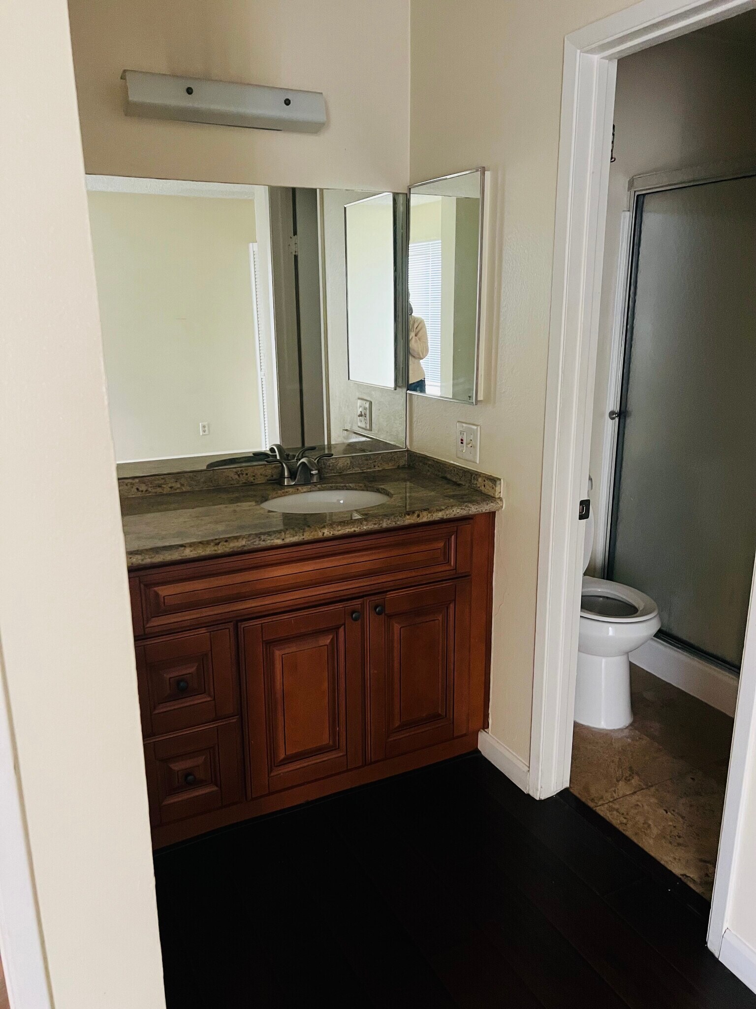 Building Photo - 3550 Ruffin Rd