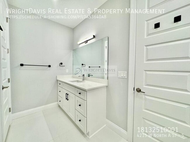 Building Photo - 4215 W North A St