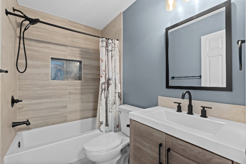 Building Photo - 2828 Swarthout Rd