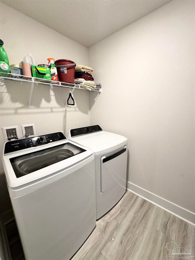 Building Photo - 3315 Garganey Rd