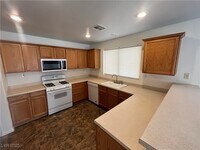 Building Photo - 5406 Peony Ct