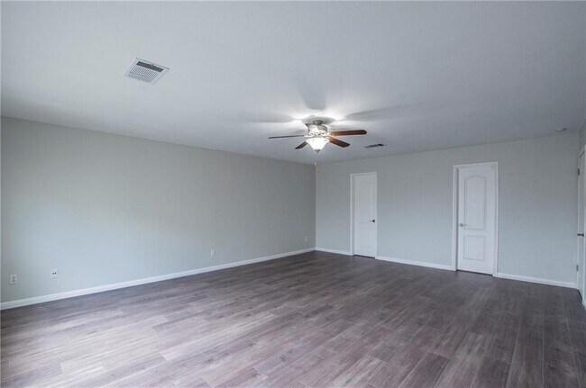 Building Photo - 17928 Narsitin Ln