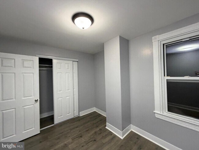 Building Photo - 144 Washington St