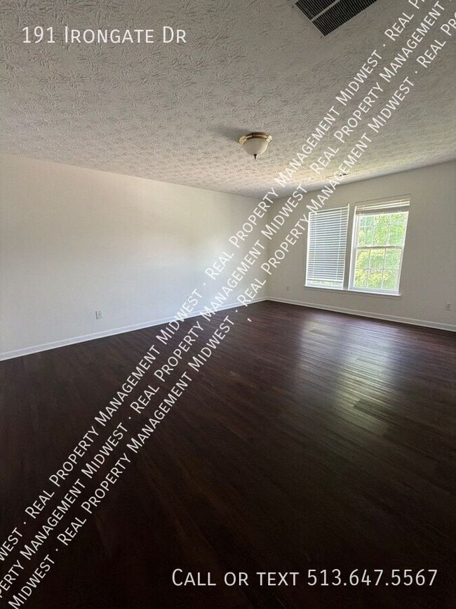Building Photo - 191 Irongate Dr