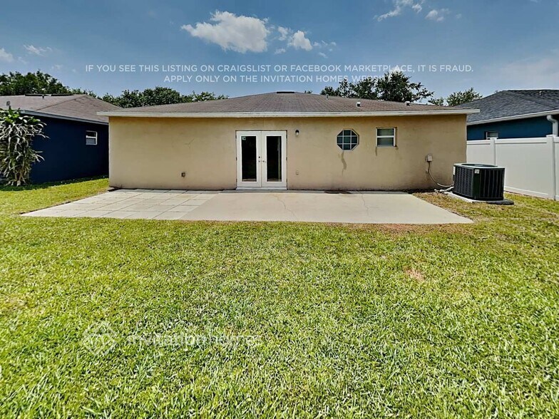 Building Photo - 13012 Waterbourne Dr