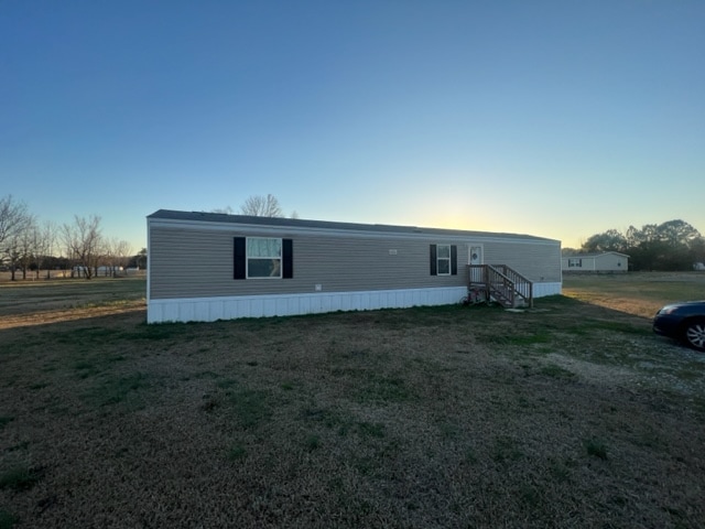 Building Photo - 100 Harvest Ln