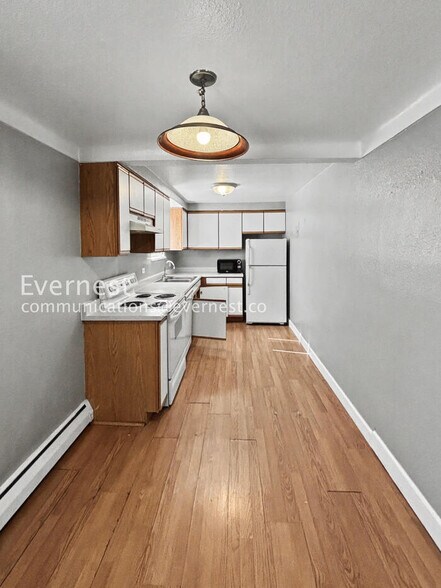 Building Photo - 2295 E Asbury Ave