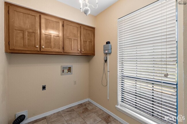 Building Photo - 4708 Stansbury Ln