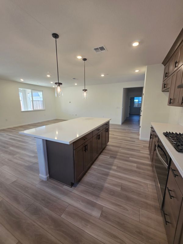 Building Photo - 2508 Oleander Dr