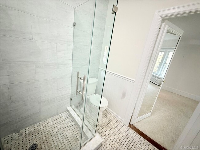 Building Photo - 34 Maple Ave