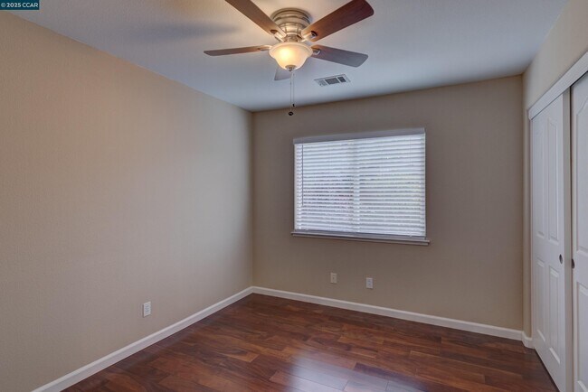 Building Photo - 5171 Keller Ridge Dr