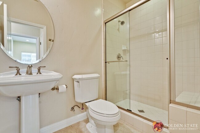 Building Photo - Mediterranean Elegance in the Heart of Cam...