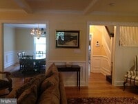 Building Photo - 214 E University Pkwy