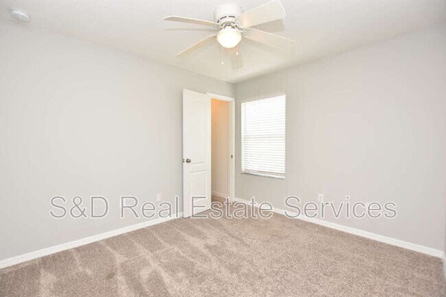 Building Photo - 4139 Shadetree Ln