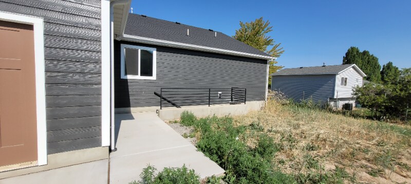 Building Photo - 292 W 500 N St