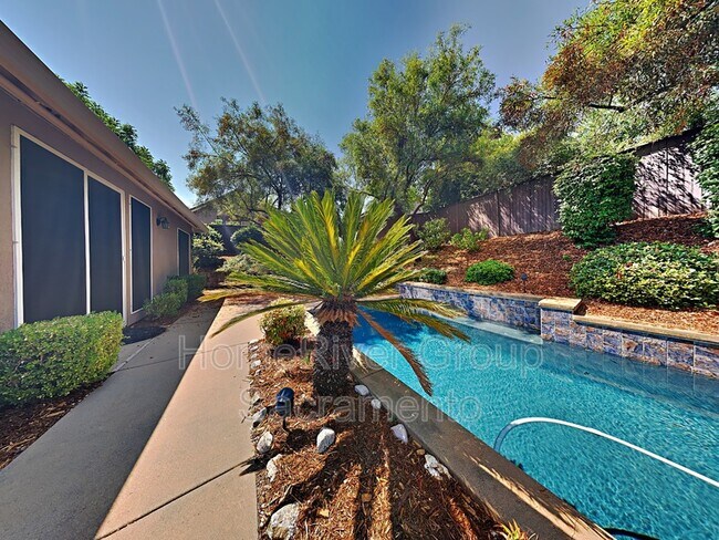 Building Photo - 5322 Bellegrove Way