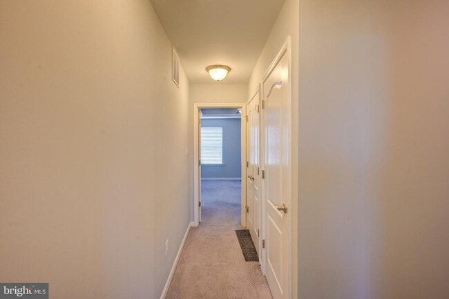 Building Photo - 525 Halite Dr