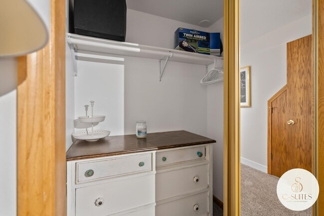 Building Photo - 1709 NW 33rd Pl