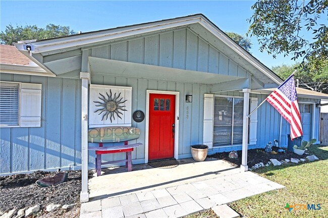 Primary Photo - 553 Scenic Dr