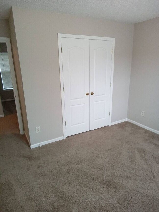 Building Photo - Great Home Close To Historical Downtown Matthews!