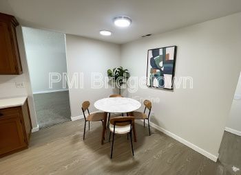 Building Photo - 5133 SW Timbergrove St