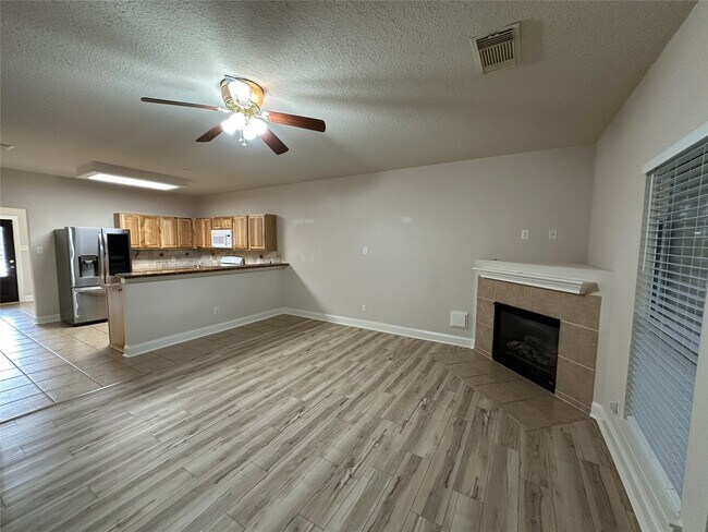 Building Photo - 19514 Brook Village Rd