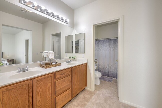 Building Photo - Gated Northwest Las Vegas Home | Furnished or Unfurnished Option Available