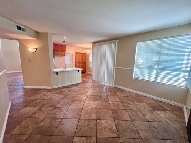 Building Photo - Wonderful 4 bedroom Temecula home for LEASE!