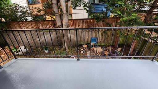 Building Photo - Location, Location, Location! 2-bed Ballar...