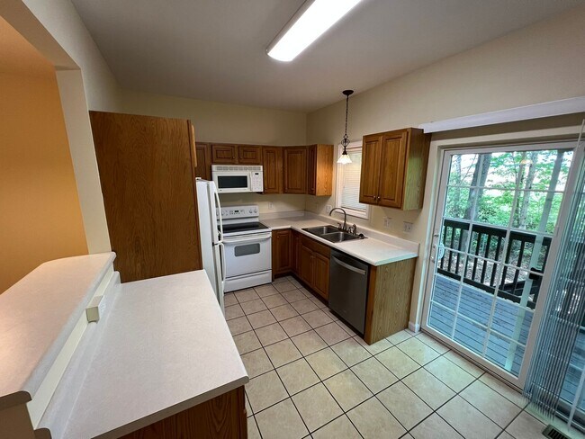 Building Photo - Arden 2 Bedroom Townhome:  First Month Free