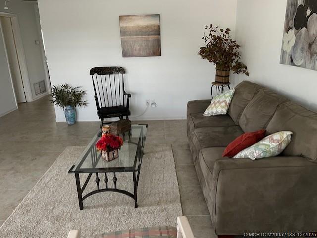 Building Photo - 2929 SE Ocean Blvd