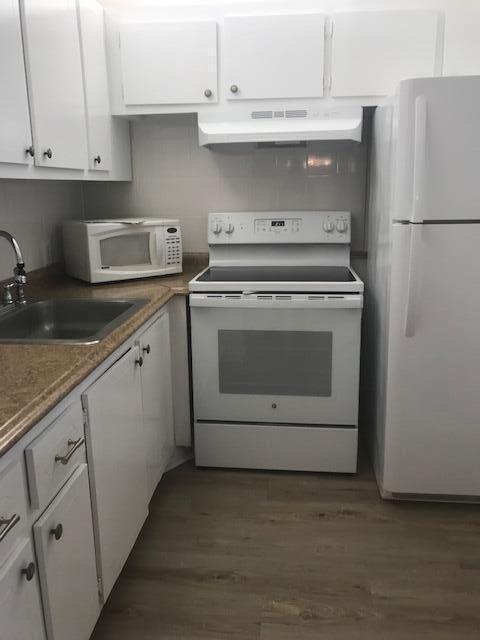 Building Photo - 59 Mansfield B