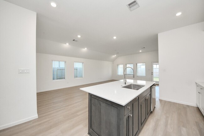 Building Photo - 30327 Tall Fescue Dr