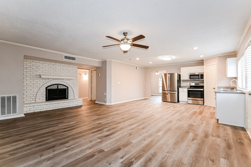 Building Photo - 8902 Miami Dr