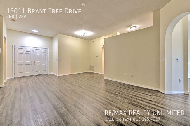 Building Photo - 13011 Brant Tree Dr