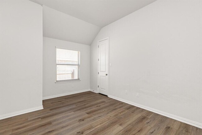 Building Photo - 2949 Consuelo Wy