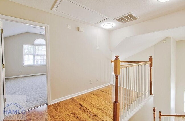 Building Photo - 7 Limestone Ln