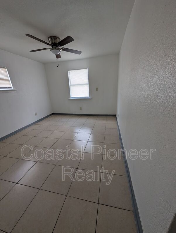 Building Photo - 3721 N Whittier St