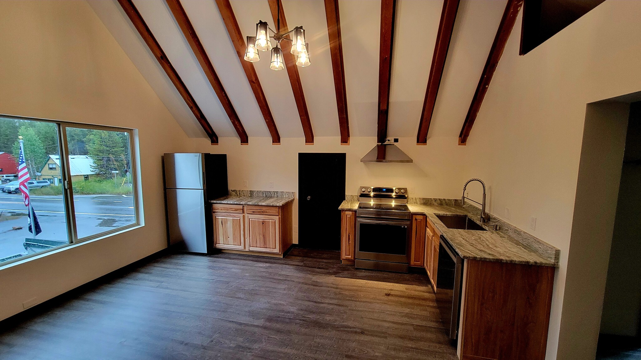 Building Photo - 21719 Donner Pass Rd
