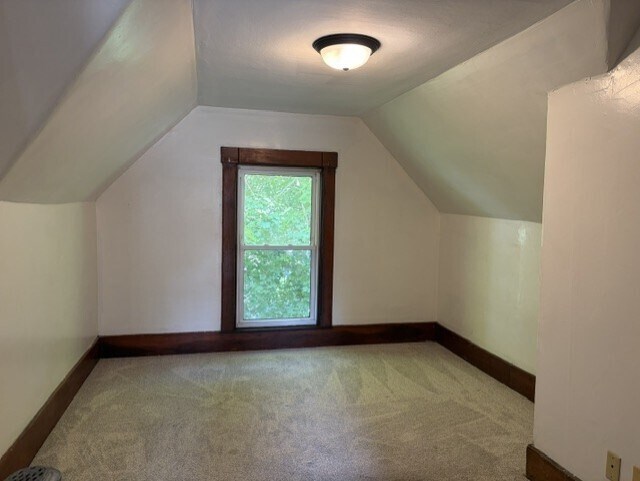 Building Photo - 149 Cross St