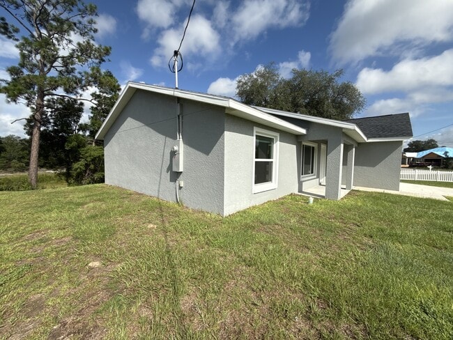 Building Photo - 22 Malauka Cir Ln