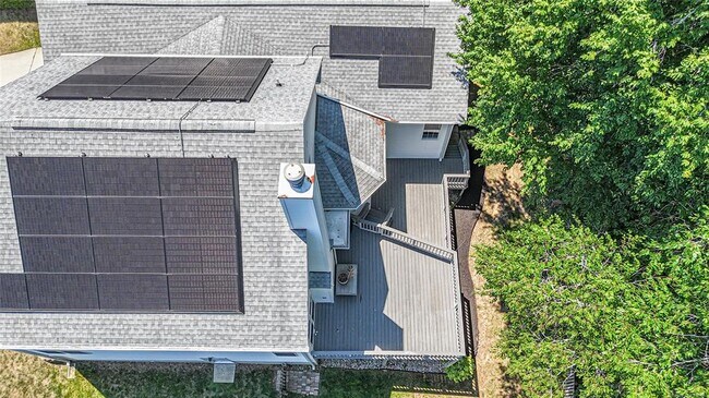 Building Photo - 717 Lantern Pl