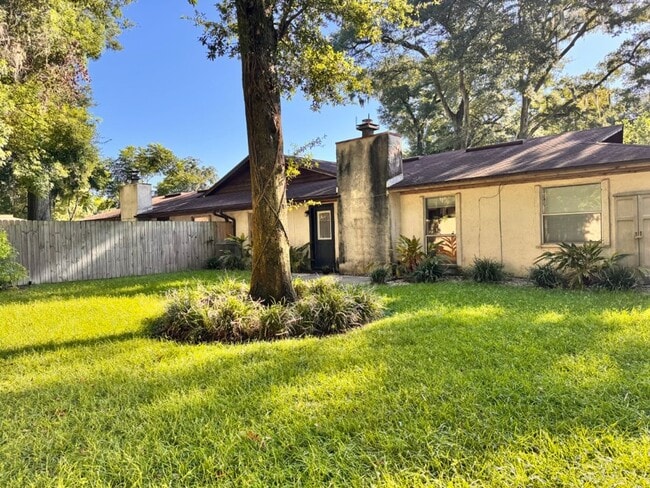 Building Photo - RENTAL